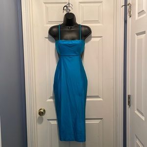 Backless dress 🩵🤍